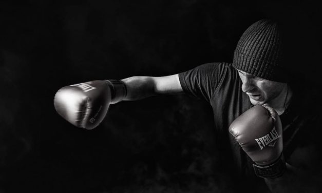 நல்ல போராட்டம் போராடு